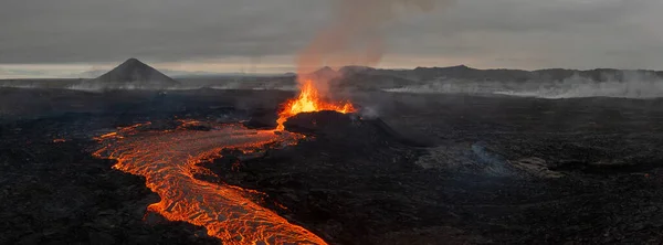 Прекрасний Панорамний Вид Активний Вулкан Литлі Грутур Ісландія 2023 — стокове фото