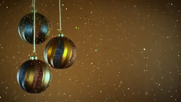 Koristeellinen Joulupallot Bokeh Valot Glitters Falling Super Hidas Motion Kuvattiin — kuvapankkivideo