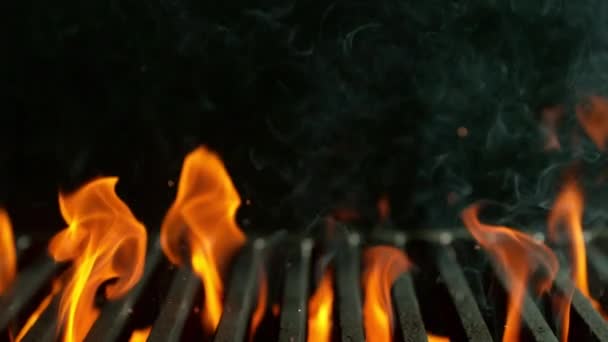 Super Slow Motion Shot Cast Iron Grate Fire Flames Kuvattu — kuvapankkivideo