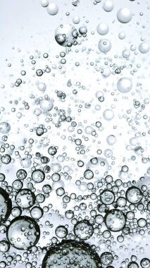 Hafif Arkaplanda Hareket Eden Yağ Kabarcıklarının Makro Çekimi