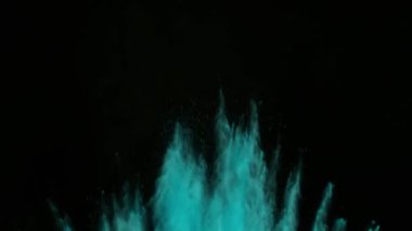 Süper Yavaş Çekim Renk Tozu Patlaması Siyah Arkaplan 'da izole edildi. Yüksek Hız Sineması Kamerası 'nda 1.000 fps hızla çekilmiştir.