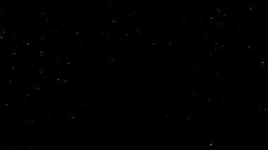 Kar yağışının Süper Yavaş Çekimi Siyah Arkaplanda 1000 fp 'de izole edildi.