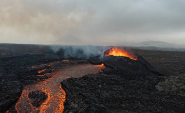 Aktif volkan Litli, Hrutur, İzlanda 'nın güzel panoramatik manzarası.