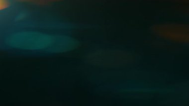 Yavaş çekim gerçek mercek kaplama veya geçiş için cam efektlerinde parlar