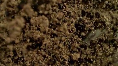 Toprak Patlamasının Süper Yavaş Çekimi, En İyi Çekim, Yüksek Hızlı Sinemada Film Çekimi