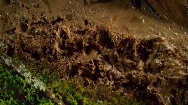 Çamur Sıçratmanın Süper Yavaş Çekimi, En İyi Çekim, Yüksek Hızlı Sinemada Çekim