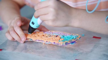 Masada zarif 3D kalemle el çizimi. Sanat konseptinde yaratıcılık ve yenilik. Yavaş Hareket Efekti.