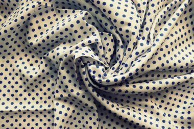 Arka plan olarak mavi benekli beyaz ipekliler. .