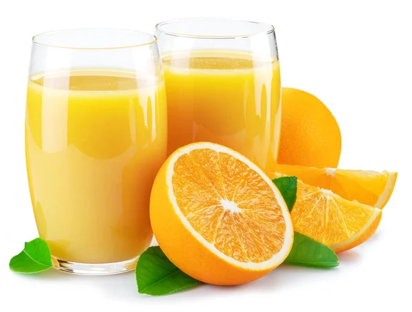 Gläser Mit Frischem Orangensaft Und Orangenfrüchten Isoliert Auf Weißem Hintergrund — Stockfoto