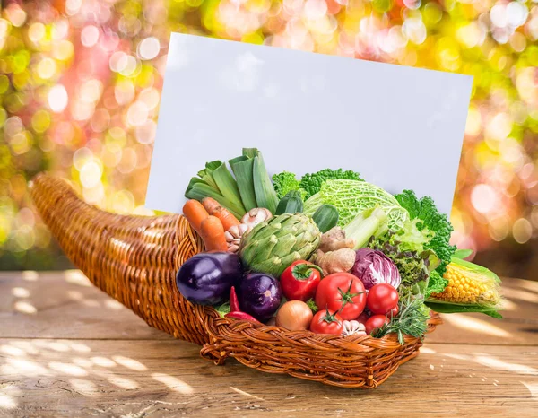 Horn Plenty Fresh Organic Vegetables Herbs Symbol Autumn Gifts Blurred — Stock Photo, Image