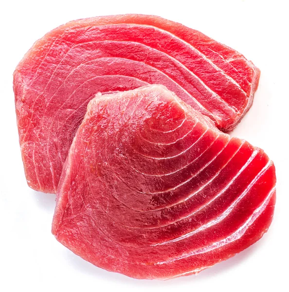 Färska Tonfisk Biffar Isolerad Vit Bakgrund — Stockfoto