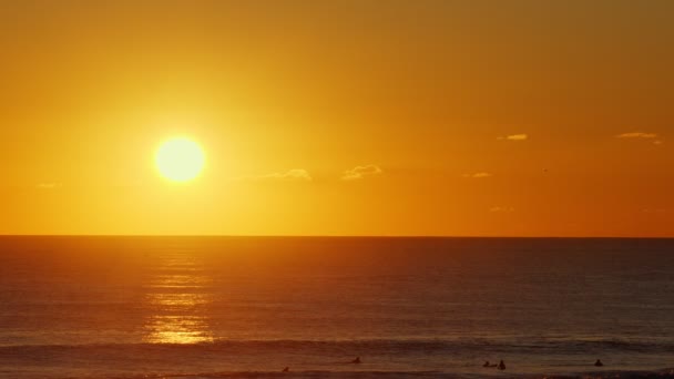 Hermoso Atardecer Con Sol Grande Océano Atlántico Costa Portugal — Vídeos de Stock