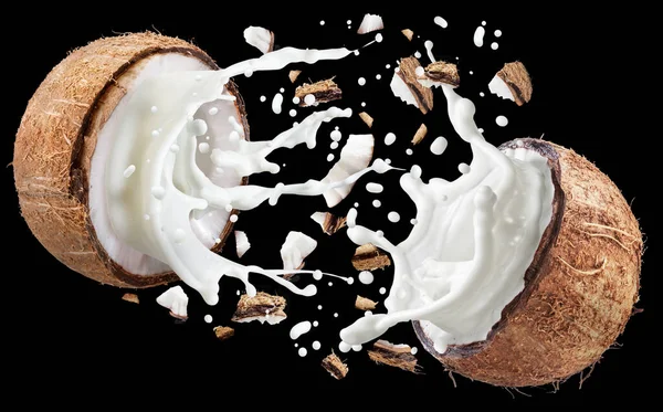 Kokosové Mléko Odlétá Rozštěpeného Kokosového Ovoce Černém Pozadí Soubor Obsahuje — Stock fotografie