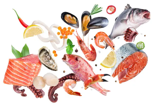 Färska Skaldjur Fisk Och Kryddor Leviterar Vit Bakgrund Filen Innehåller — Stockfoto