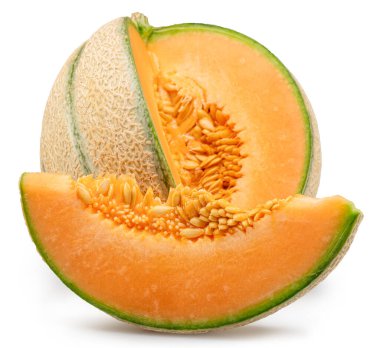 Kavun ve kavun dilimi beyaz arka planda izole edilmiş. Dosya kırpma yolu içeriyor.