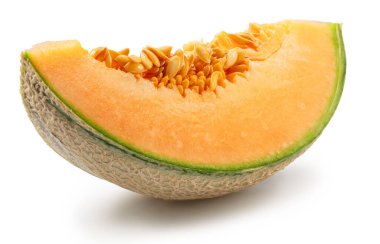 Kavun dilimi beyaz arka planda izole edilmiş. Dosya kırpma yolu içeriyor.