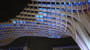 Setas de Sevilla veya Metropol Şemsiyesi, 10 Ocak 'ta Sevilla' nın en çok ziyaret edilen şehir simgesi. 2025