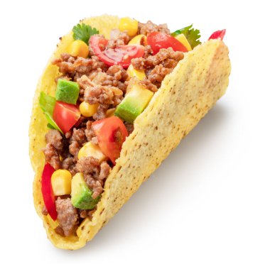 Meksika usulü taco ya da sığır etli tortilla beyaz arka planda izole edilmiş, üst manzara. Dosya kırpma yolu içeriyor.