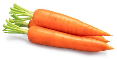 Beyaz arka planda izole edilmiş üç taze havuç. Dosya kırpma yolları içeriyor.