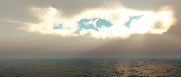 Lücke Den Wolken Mit Sonnenstrahlen Über Dem Meer Stockbild
