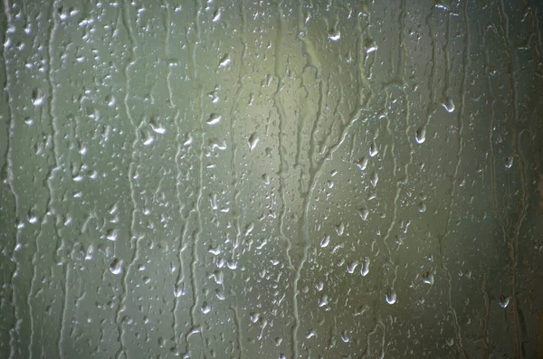 ฝนตกบนพ วแว นตาหน — ภาพถ่ายสต็อก