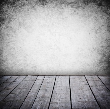 Grunge duvar ve ahşap yerde, bir oda dolusu iç panelli.