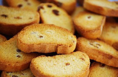 Kuru üzümlü Rusklar, yaklaşın.