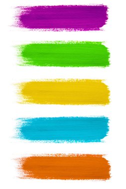 beyaz üzerine renkli boya vuruşları