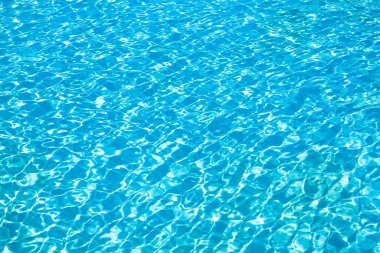 Yüzme Havuzu-güneşli yansımalar