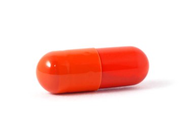 hap kapsülleri beyaz arkaplanda izole