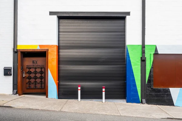 Perth Australia May 2023 Una Puerta Negra Rodeada Color Una —  Fotos de Stock