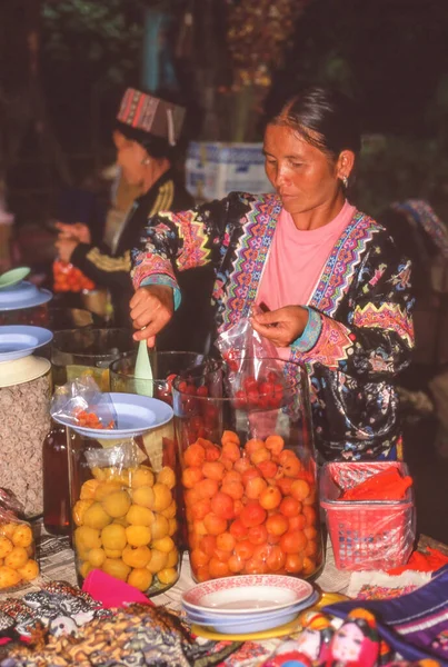 Chiang Mai Province Thailand April 2023 Жінка Хмонг Ринку Племені — стокове фото