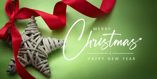 クリスマスと環境に優しい手作りのギフトの装飾 エコクリスマスの休日のコンセプトエコ装飾バナー — ストック写真