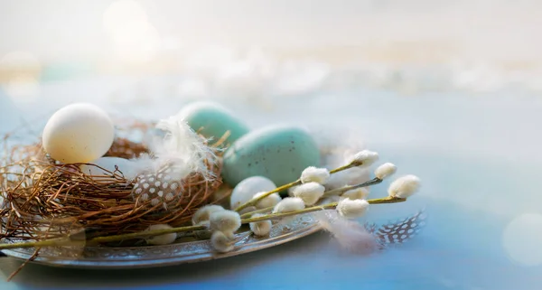Великодній Банерний Фон Великодніми Прикрасами Яєць Весняних Квітів Щасливого Великоднього — стокове фото