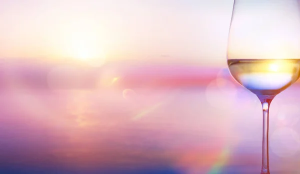 Weißwein Auf Dem Sommerlichen Meeresgrund — Stockfoto