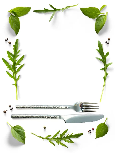 Продовольственный Плакат Столовыми Приборами Свежей Средиземноморской Травой Специями Белом Фоне — стоковое фото