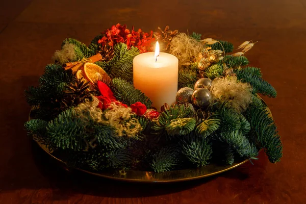 Decorated Advent Wreath Burning Candle Wooden Background Festive Atmosphere — Stock Photo, Image