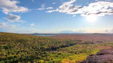 Brockway Dağı, Michigan 'ın yukarısındaki Keweenaw Yarımadası boyunca yer almaktadır.