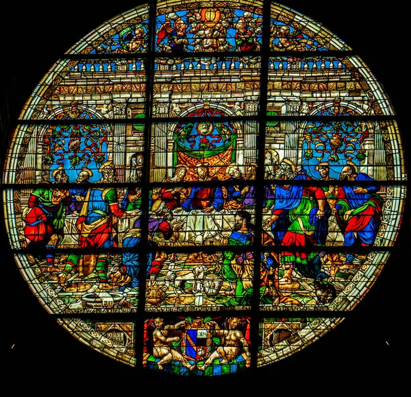 意大利锡耶纳 2018年4月8日 意大利多莫锡耶纳的最后一餐彩色玻璃窗户 锡耶纳大教堂致力于圣母升天 — 图库照片