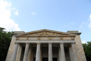 Almanya Belrin 'deki Neue Wache savaş anıtı.