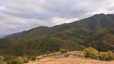 Bulgaria Rodop Dağları Sonbahar Sahnesi