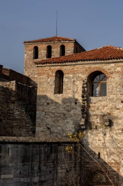 Bulgaristan 'ın Vidin kentindeki Baba Vida kalesi Tuna Nehri kıyısında - etkileyici ve iyi korunmuş bir kültür abidesi 