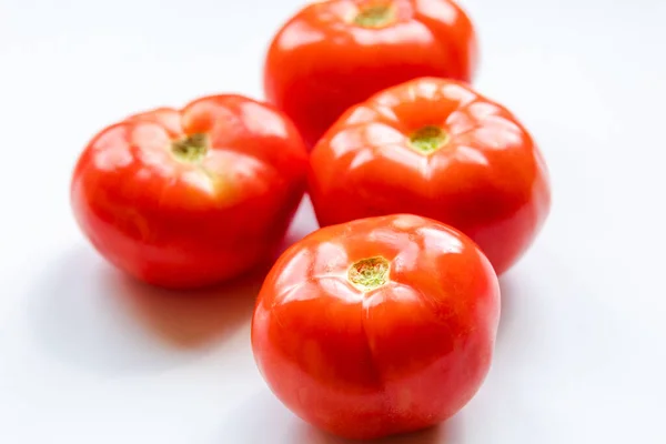 Bunch Red Tomatoes Close White Background — Stock Photo, Image