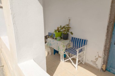 Modern bir evin içinde.