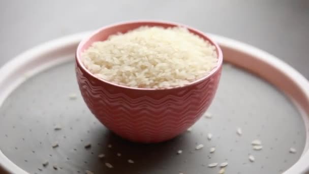 Riz Blanc Cru Dans Bol Près Table Cuisine — Video