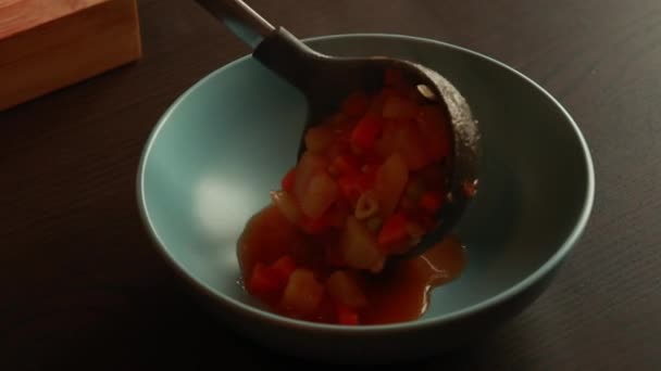 Домашний Овощной Суп Закрыть Вид Веганский Здоровый Суп Миске — стоковое видео