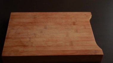 Tahta Tahta Tahtada Kırmızı Lahana - Gıda Hevesleri İçin Canlı Mutfak Sahnesi