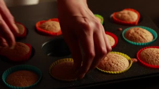 Deliziosi Muffin Alle Mandorle Irresistibili Delizie Forno Primo Piano — Video Stock