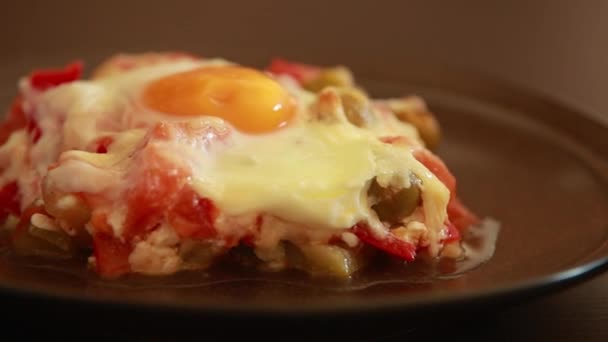 Savory Delight Delicious Egg Veggie Dish — Stock Video