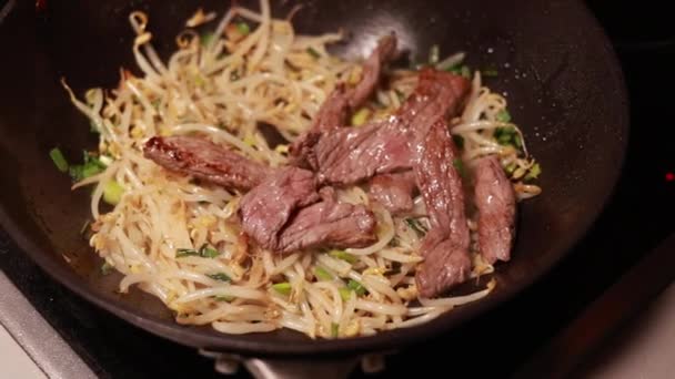 Крупним Планом Приготування Корейської Яловичини Сковороді — стокове відео